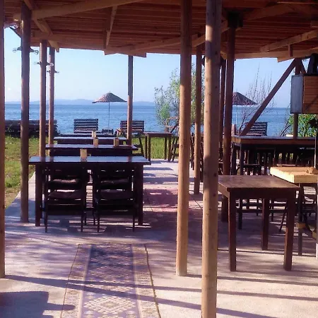 Oiki Beachcamp 酒店 *